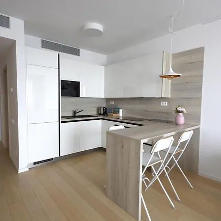 Skau Záha Hadid Sky Park Loft *