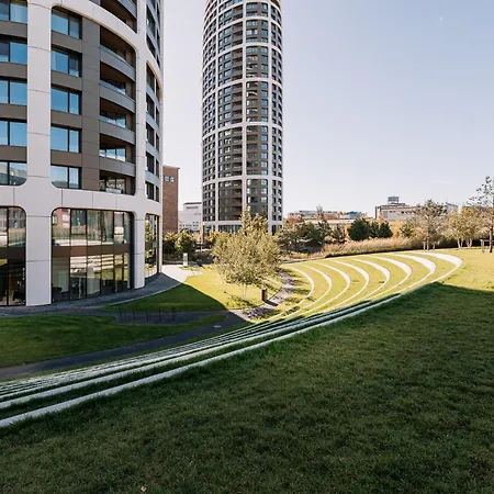 Apartament Skau Zaha Hadid Sky Park Loft *